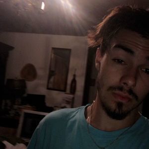 Meet your Posher, Ashton